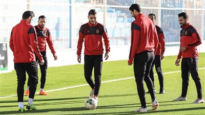 نجم الأهلي يغيب عن لقاء بتروجيت القادم