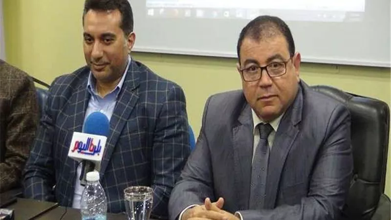 وصول رئيس حى شرق مدينة نصر لمقر أمانة حزب مستقبل وطن