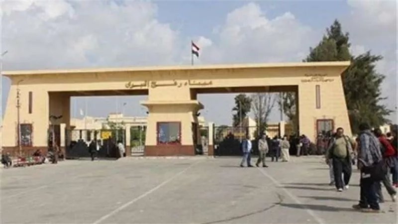 «فتح» تشيد بفتح معبر رفح  مع غزة طوال شهر رمضان