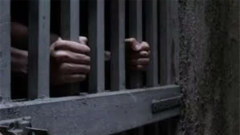 نيابة الهرم تحجز مالك مصنع ألبان لحيازته منتجات فاسدة