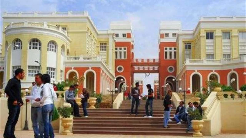 تغريم الجامعة البريطانية بمصر مبلغ 5 مليون جنيه مصري