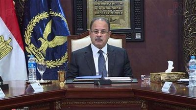 «عبد الغفار » يهنئ رئيس الوزراء بعيد الفطر المبارك