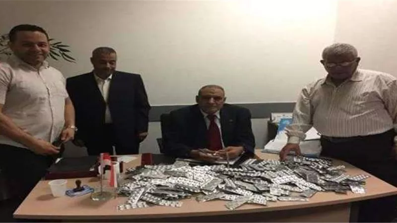 إحباط عملية تهريب 3900 قرص مخدر بمطار القاهرة