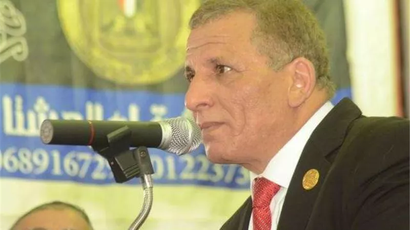 برلماني: رجال أعمال يرفضون زيادة رواتب القطاع الخاص