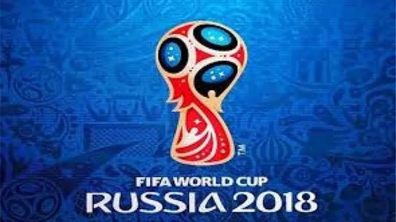 من الرياض إلى موسكو.. سعودي يقود دراجته لتشجيع بلاده بالمونديال