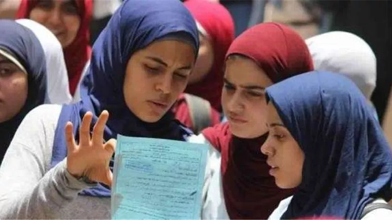 توقف امتحانات الثانوية العامة مؤقتًا لإجازة العيد