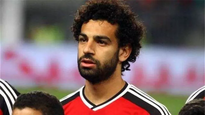 رسميا.. «صلاح» يغيب عن التشكيل الأساسي أمام أوروجواي