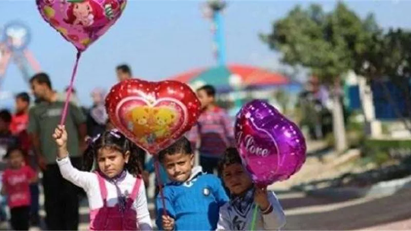 مسيحيو مصر يشاركون المسلمين في الاحتفال بعيد الفطر