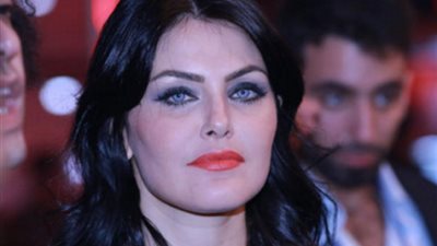 دارين حداد تدعم المنتخب التونسي بصورة