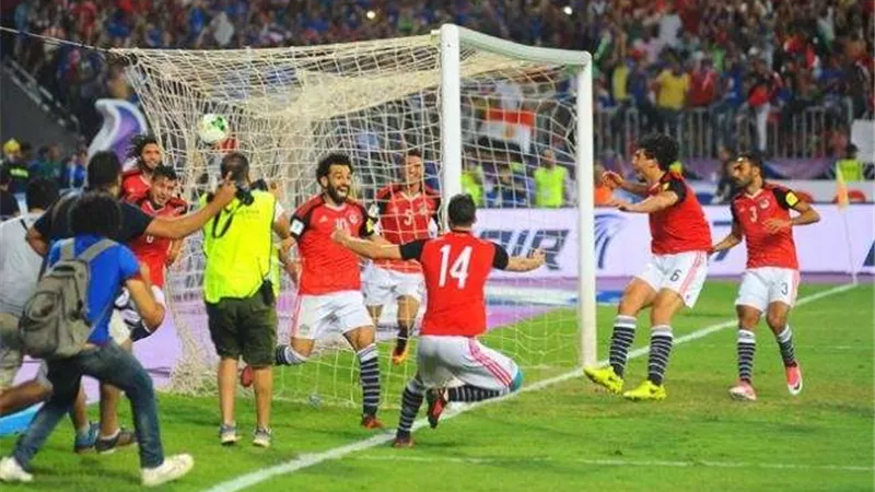 «كتاب المونديال» من القاهرة لكابوس «الجوكر» في روسيا