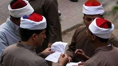 الشعبة العلمية بالثانوية الأزهرية يستكملون ماراثون الامتحانات السبت