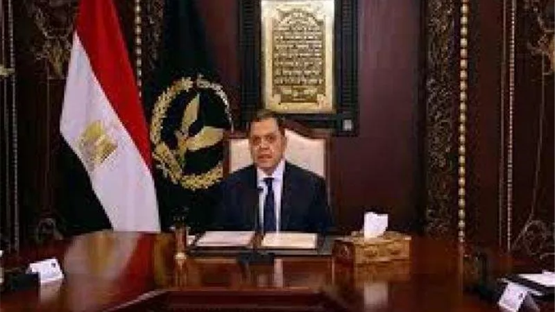 الأمن يواصل جهوده في إزالة التعديات على أراضي الدولة