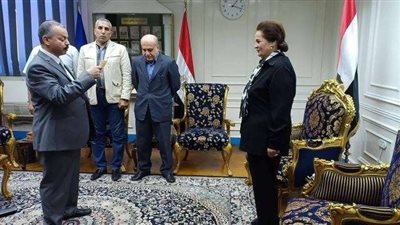أداء «القسم الوظيفي» أمام محافظ البحيرة بين «الدستورية» و «الشو الإعلامي»