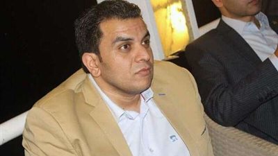 برلماني يطالب بالتحقيق مع شركة «we» بعد تحملها نفقات الفنانين بروسيا