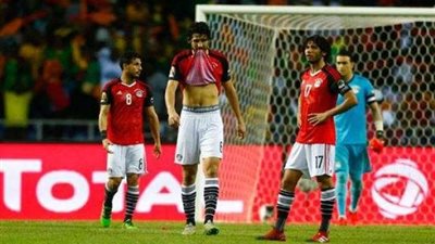 الجماهير المصرية تهاجم حافلة المنتخب بروسيا (فيديو)