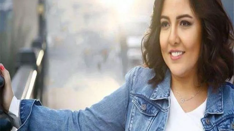 مي كساب تطلب الخبرة من الأمهات على «إنستجرام» (صورة)