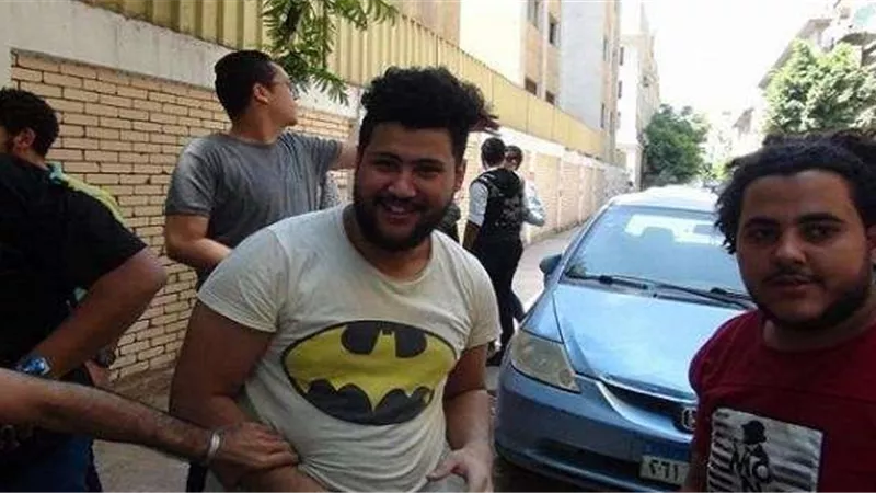 فرحة عارمة تسود وجوه الطلاب بعد امتحان الديناميكا
