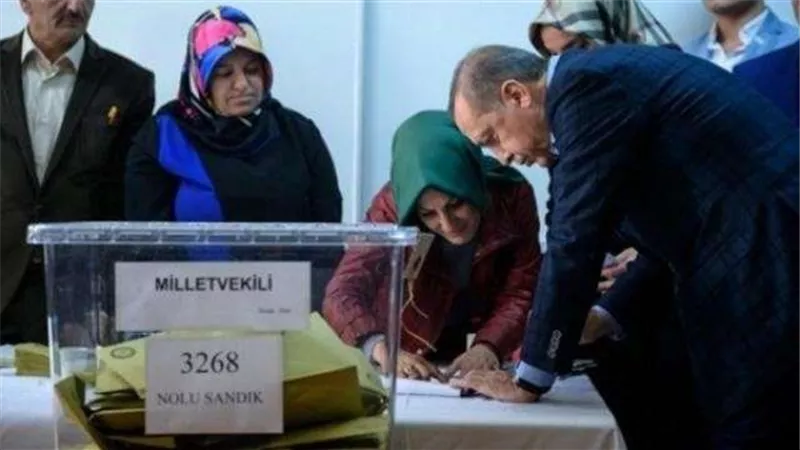 أردوغان يدلي بصوته في الانتخابات الرئاسية