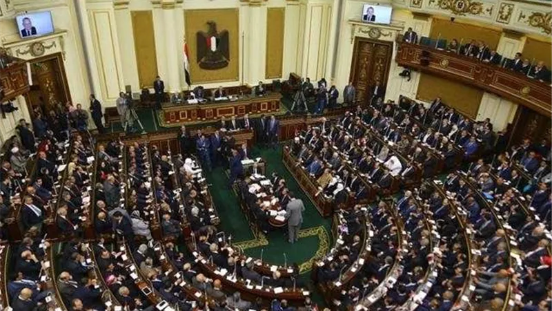 «قبل حركة المحافظين»...النواب يبرزون أهم سماتهم