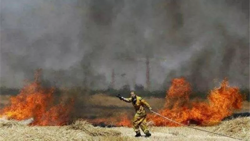 اشتعال مستوطنات قريبة من غزة بفعل البالونات الحارقة