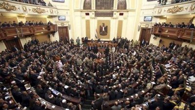 اختيار المحافظين يثير الجدال داخل البرلمان.. وخبراء: «غير قانوني»