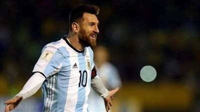 «ميسي» يتقدم للأرجنتين بهدف في شباك نيجيريا بالشوط الأول