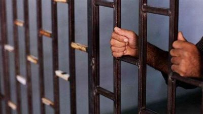 حبس صيدلي سنتين مع الشغل بتهمة بيع أدوية منتهية الصلاحية