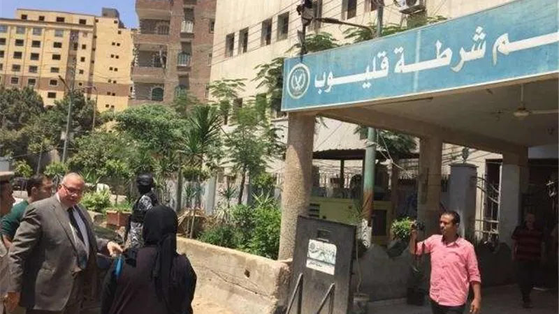 مدير أمن القليوبية يتفقد قوات تأمين الكنائس بقليوب (صور)