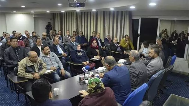 عادل رجب: مستقبل وطن يحرص دائما عن تخفيف العبء عن كاهلة المواطن