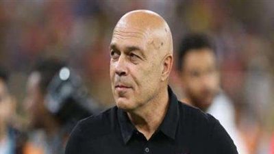 «جروس» يعقد محاضرة مع لاعبي الزمالك