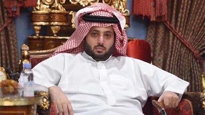 مصطفى يونس: ترك آل شيخ وطني أكثر منا كمصريين