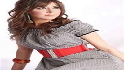 جنات تنتهي من تسجيل أغنيتها الجديدة 