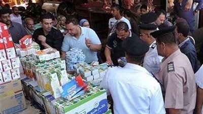 حملات مكثفة لإدارة شرطة التموين لمتابعة حركة الأسواق بالمحافظات
