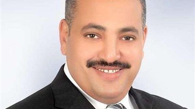 برلماني يطالب الحكومة بتشديد الرقابة على الأسواق ومواقف الميكروباصات