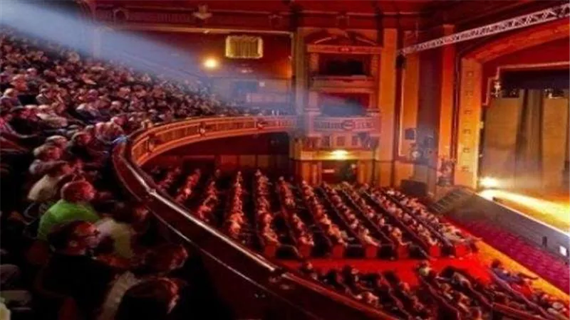 تعرف على مواعيد عروض «البيت الفني للمسرح»