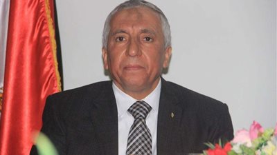وزير الزراعة يتلقى تقريرا حول أعمال هيئة الإصلاح الزراعي