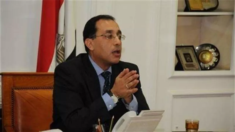 برلماني يرفض برنامج الحكومة: «لا يتضمن ملامح واضحة حول المشروعات»