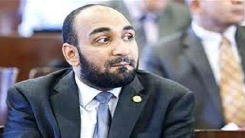 «أبو الخير»: نطالب وزيرة الصحة بتحسين أوضاع المنظومة
