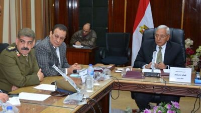 محافظ الدقهلية يشدد على توفير التمويل لاستمرار مشروع النظافة