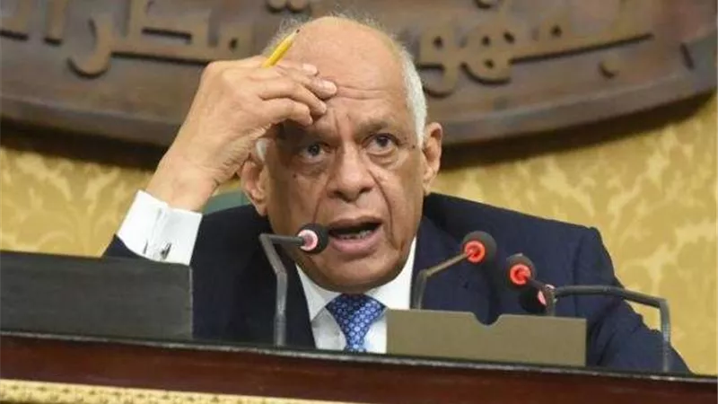 آخرها منح  ثقة الحكومة.. «غياب النواب» يضع «عبد العال» في موقف محرج