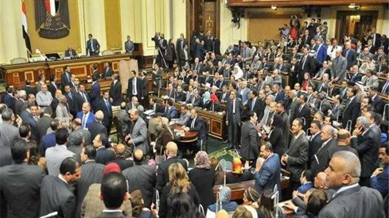 البرلمان يوافق نهائيّا على قانون «تنظيم الإعلام»