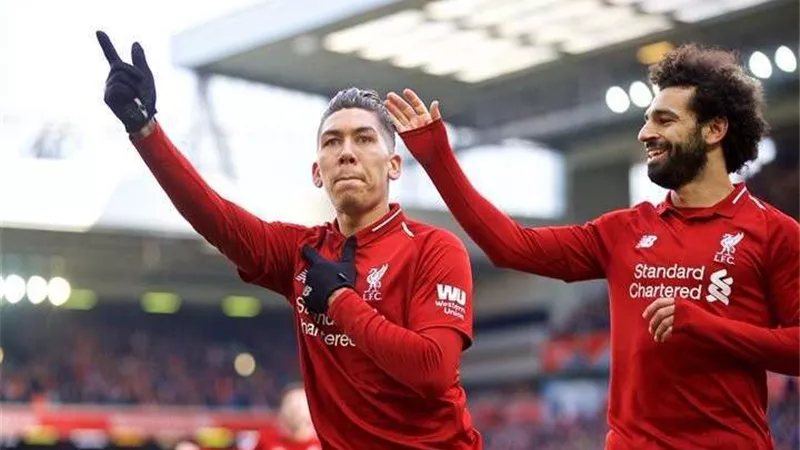 بالصور| ليفربول يضرب بيرنلي برباعية.. وصلاح يساهم بـ 