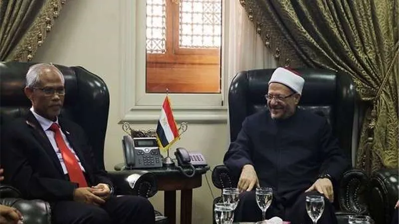 مفتي الجمهورية يستقبل وفدًا من سنغافورة لبحث أوجه تعزيز التعاون الديني