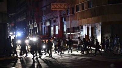انقطاع التيار الكهربائي بفنزويلا لليوم الرابع على التوالي