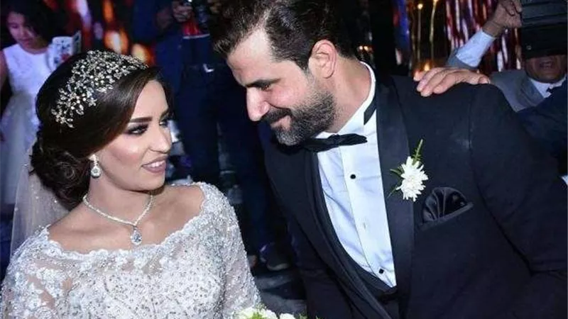 بحضور نجوم الفن..الفنان محمود حافظ يحتفل بزفافه بأحد فنادق القاهرة (صور)