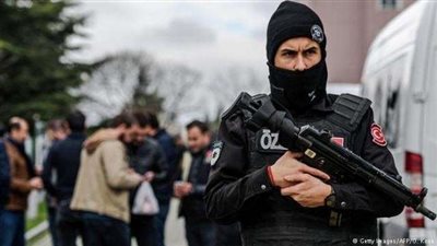 تركيا تلجأ إلى «تقنين الطوارئ» لمواجهة الضغط الأمريكي