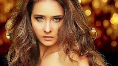 نيللي كريم تحاول الظهور بشكل أكثر جدية