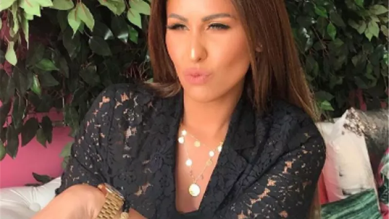 أول رد فعل من مي سليم تجاه أزمتها مع وليد فواز