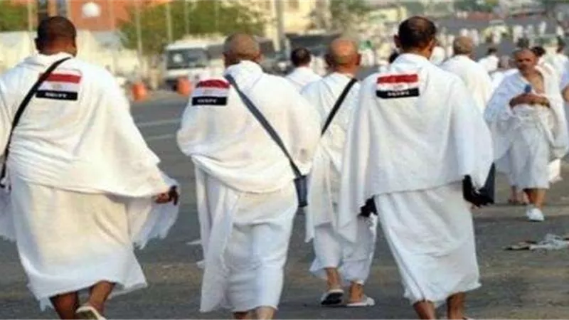«لا تذاكر».. حجٌ «معلق» على قرار مسؤول «مجهول»