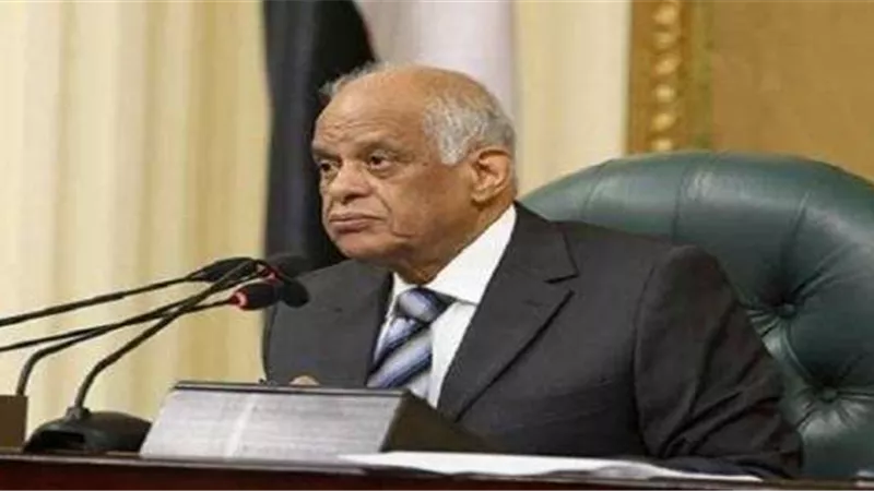 «عبد العال» يحيل القرارت الجمهورية الأخيرة إلي اللجان المتخصصة